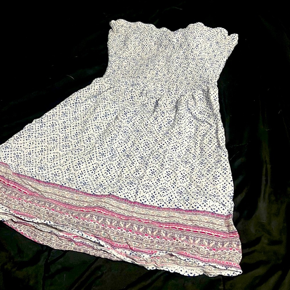 Kiwi + Punch brand , xs sundress, cut out back with bow!